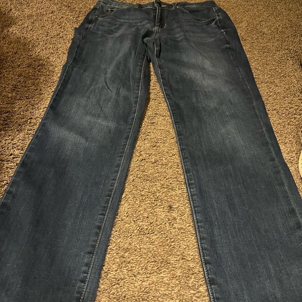 Sonoma jeans 👖 Curvy Straight 8R Good Condition